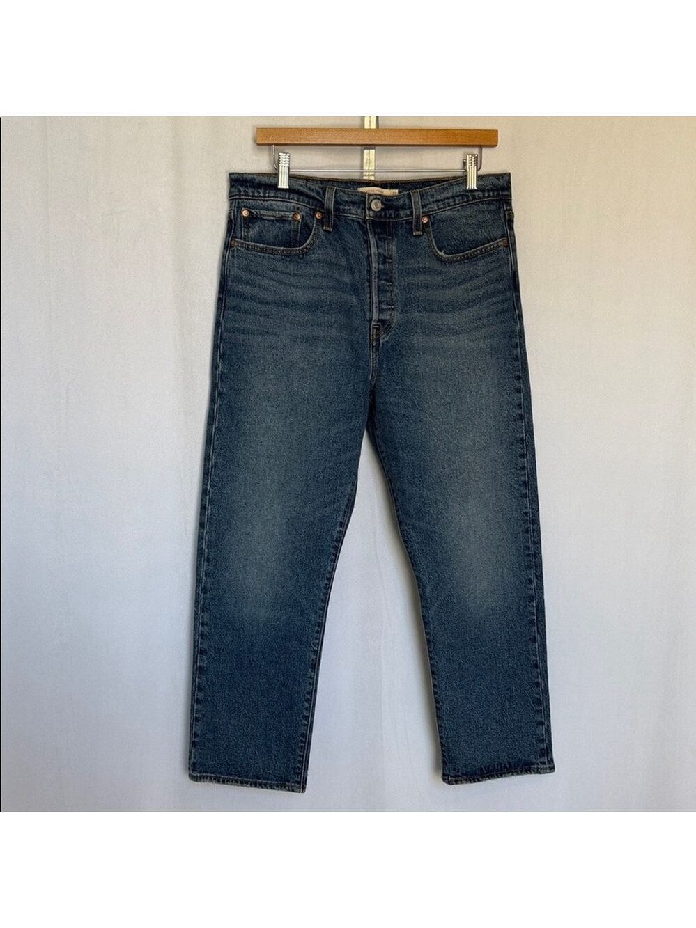 Levi's Women's Premium Wedgie Straight Denim Jeans Size 31 (12) Medium Wash EUC